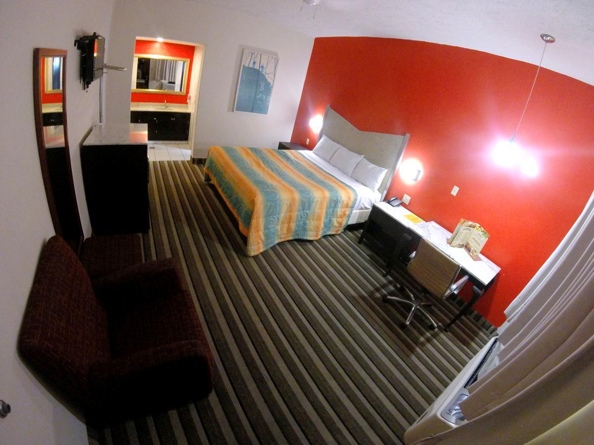 Las Torres Hotel Mexicali Buitenkant foto