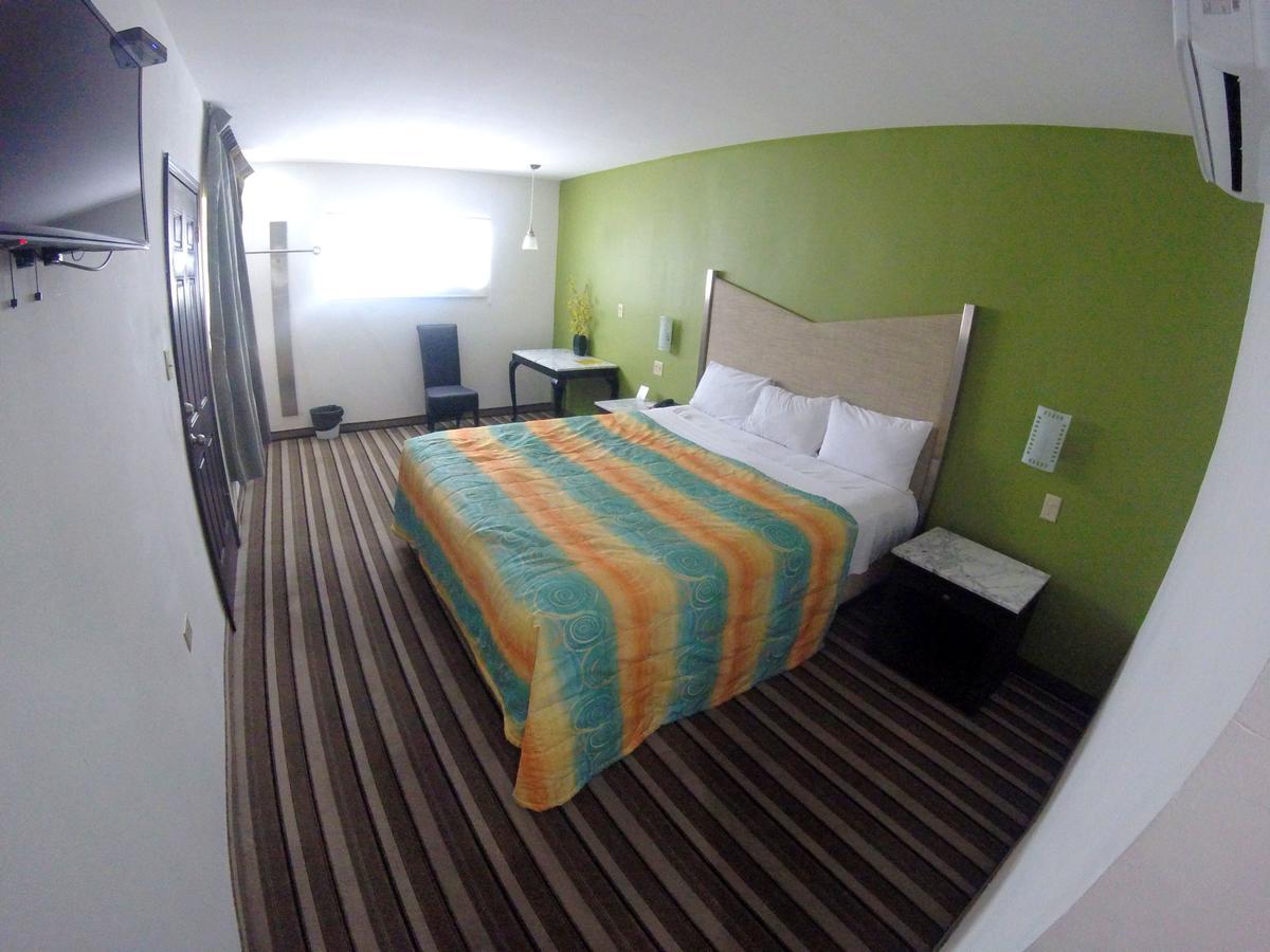 Las Torres Hotel Mexicali Buitenkant foto