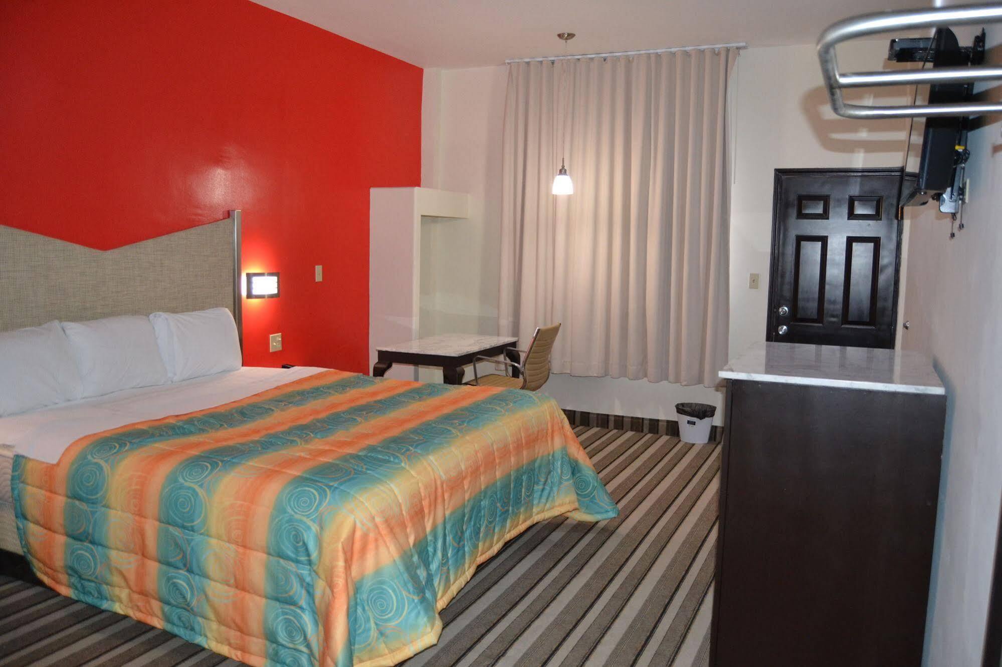 Las Torres Hotel Mexicali Buitenkant foto